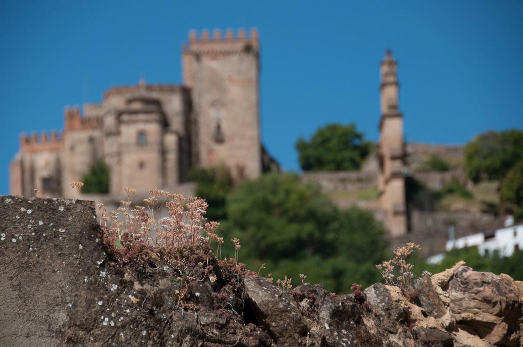 Hospederia Reina De Los Angeles Aracena Exterior foto